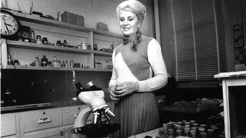 Marian Diamond,